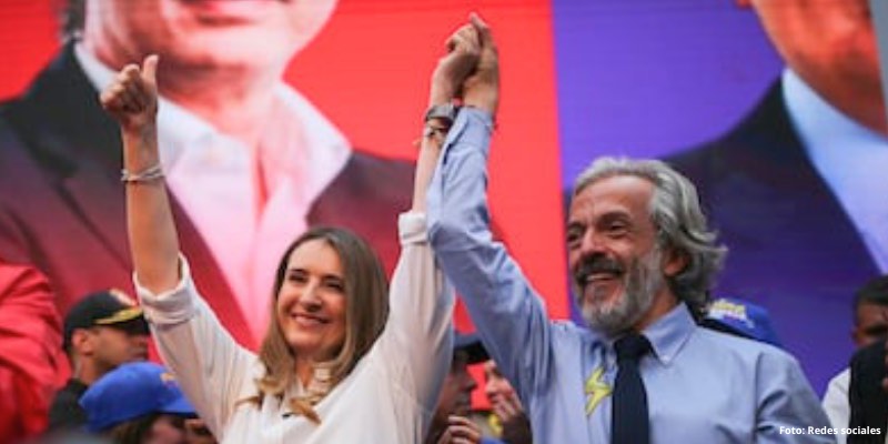 “Me importa un comino lo que piense la presidenta”: Oviedo y Valencia difieren sobre derechos LGBTI