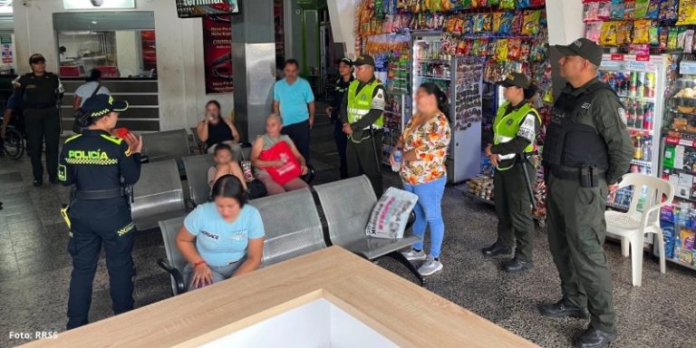 Policía fortalece la prevención contra la extorsión en la Terminal de Transportes de Neiva